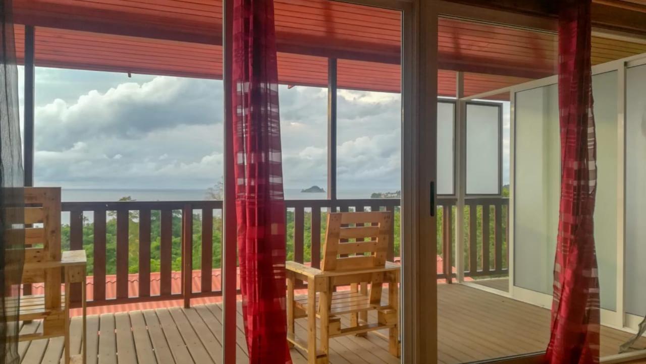 Domus Guesthouse Santana المظهر الخارجي الصورة